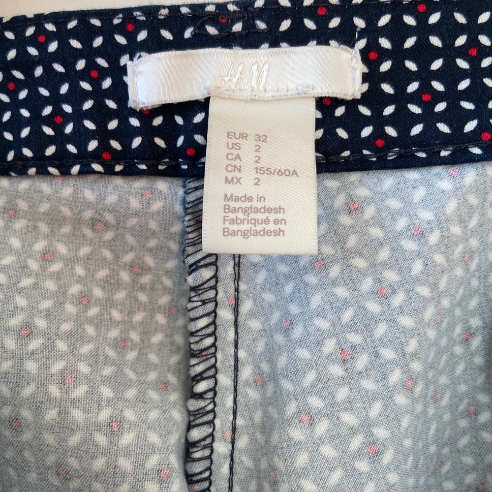H&M Abstract Pants 2 - Picture 5 of 5